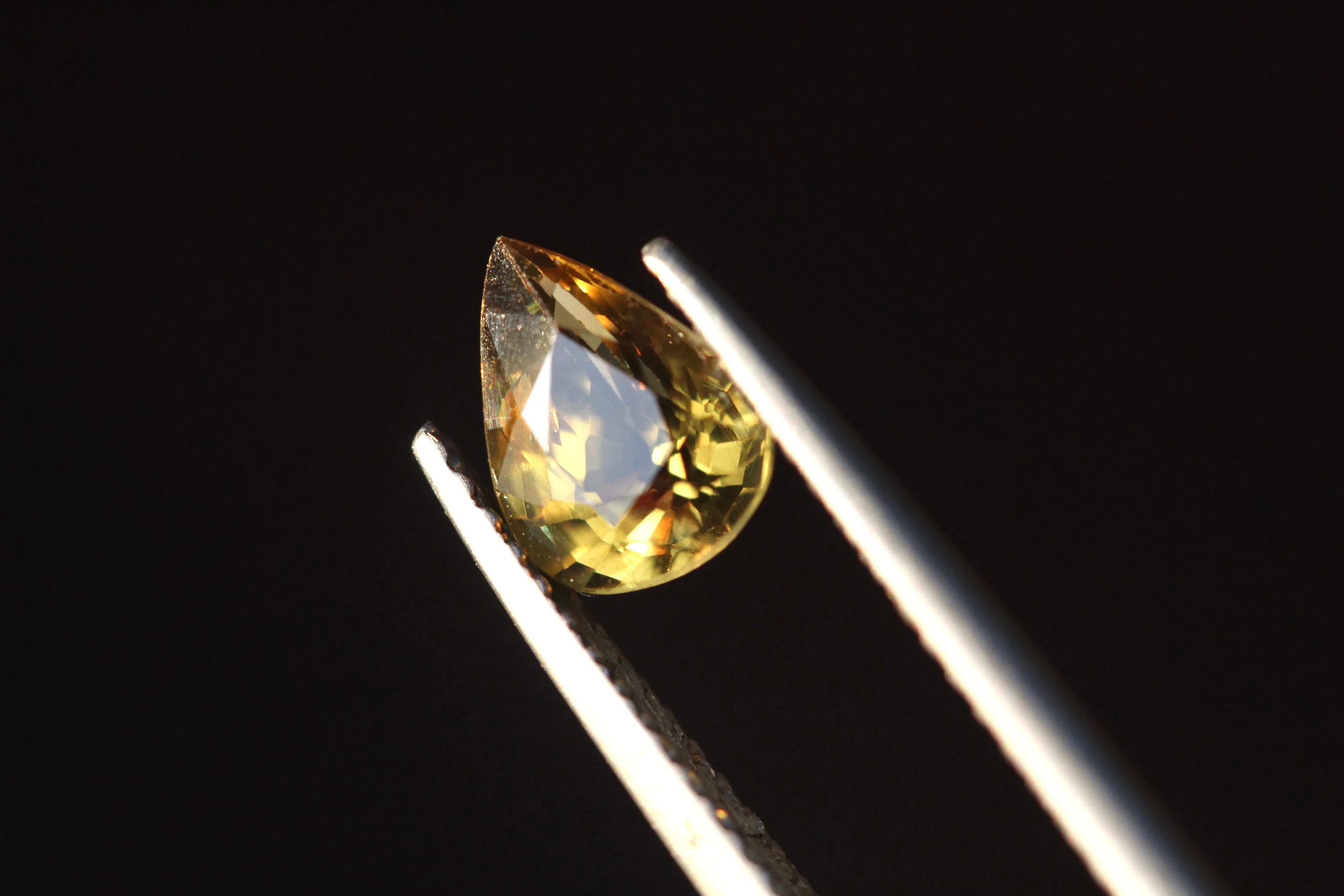 1.2 carats Pear Natural Rare Geenish Yellow Chrysoberyl Faceted Stone