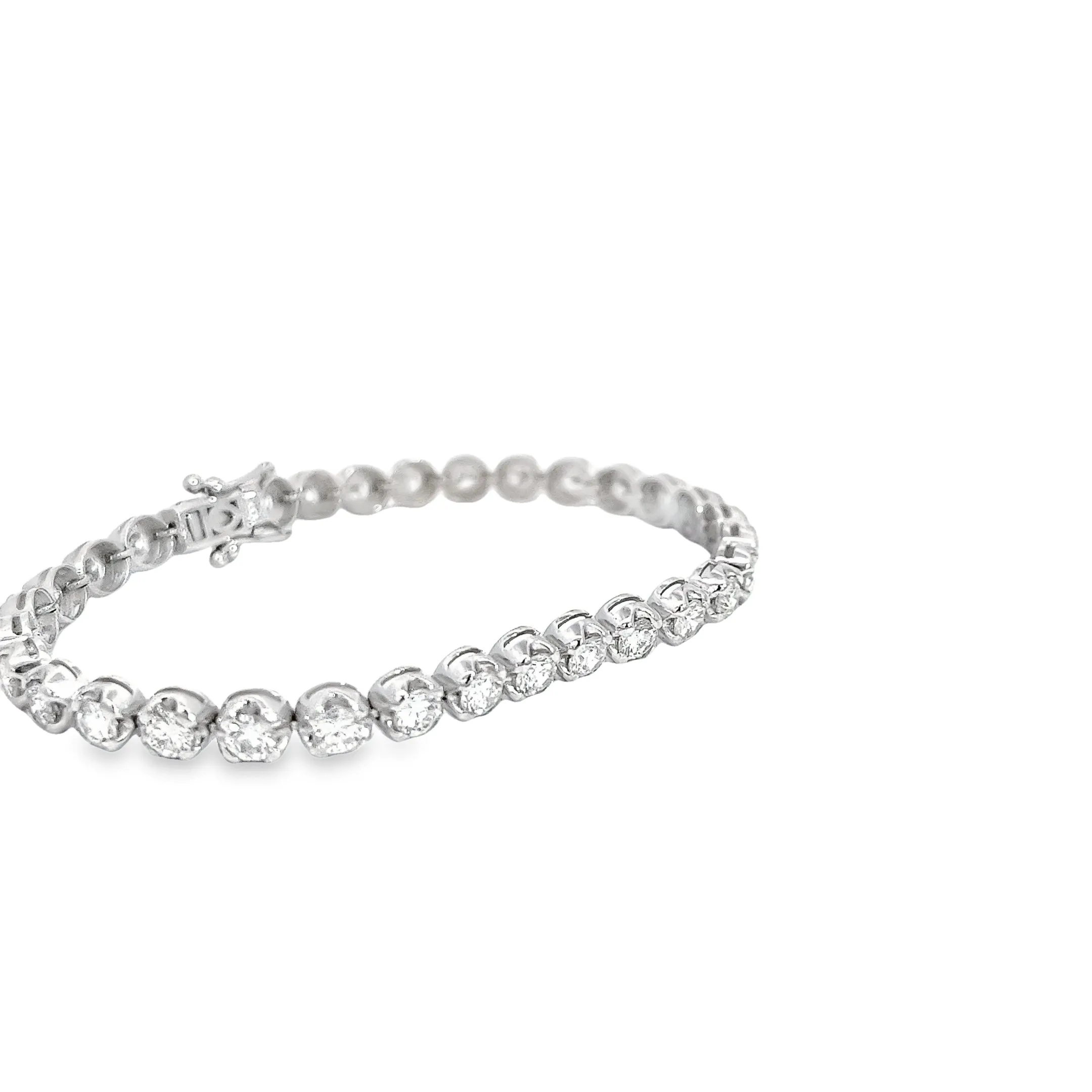 18k white gold 6.50ct F VS2 Round diamond tennis bracelet