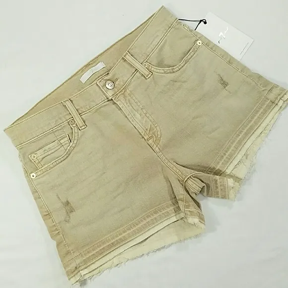 7 for all Mankind Shorts Size 28 NWT
