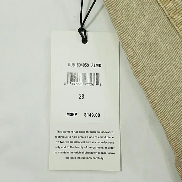 7 for all Mankind Shorts Size 28 NWT