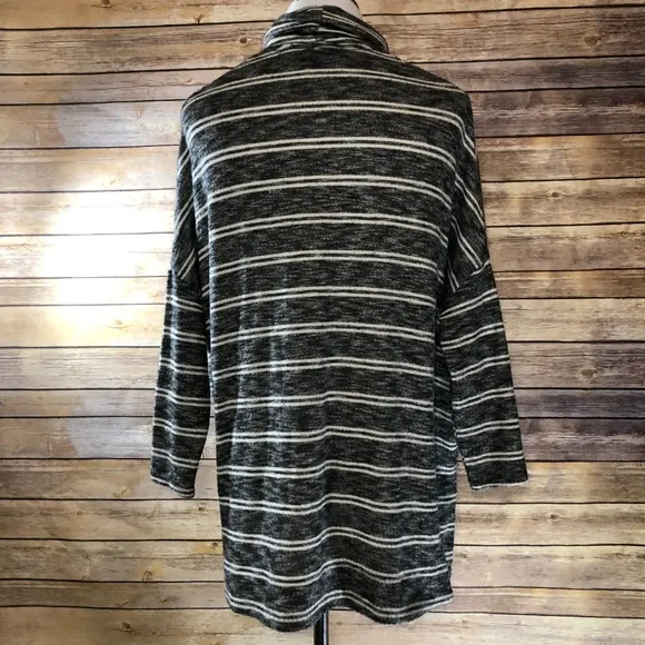 Anthropologie Postmark Stripe Swing Turtleneck