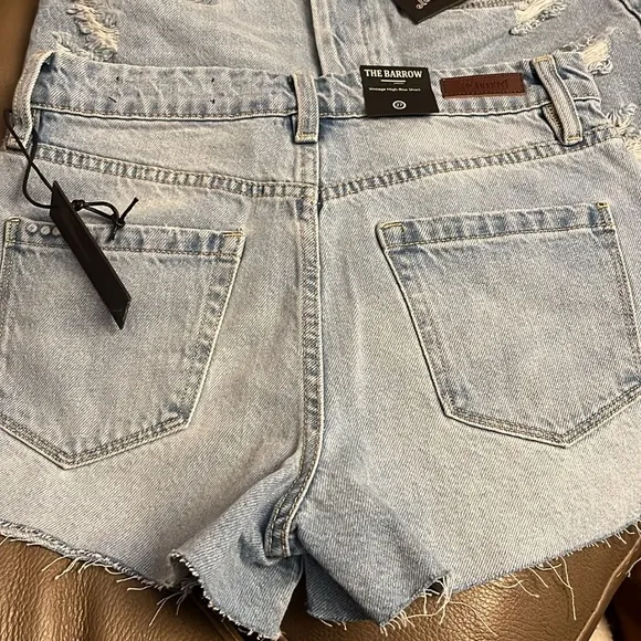 [BLANKNYC] Womens Luxury Clothing Indigo Barrow Vintage High Rise Denim Shorts