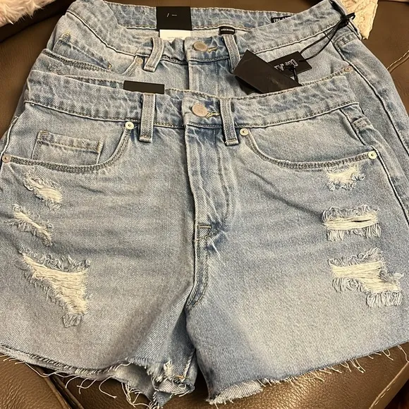 [BLANKNYC] Womens Luxury Clothing Indigo Barrow Vintage High Rise Denim Shorts