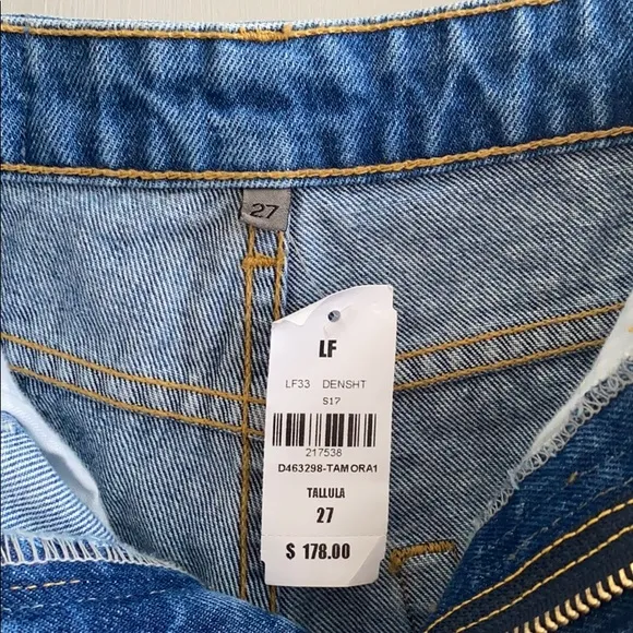 Carmar High Rise Relaxed Jean Shorts Size 27 NWT