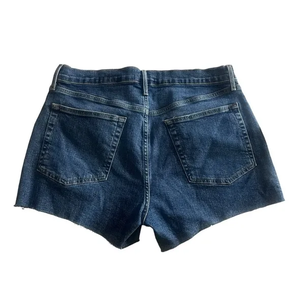 Frame Le Brigette Short Raw Edge Jean Shorts size 30