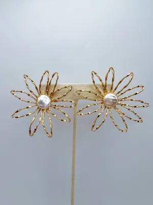 Gold Plated Pearl Stud Earring