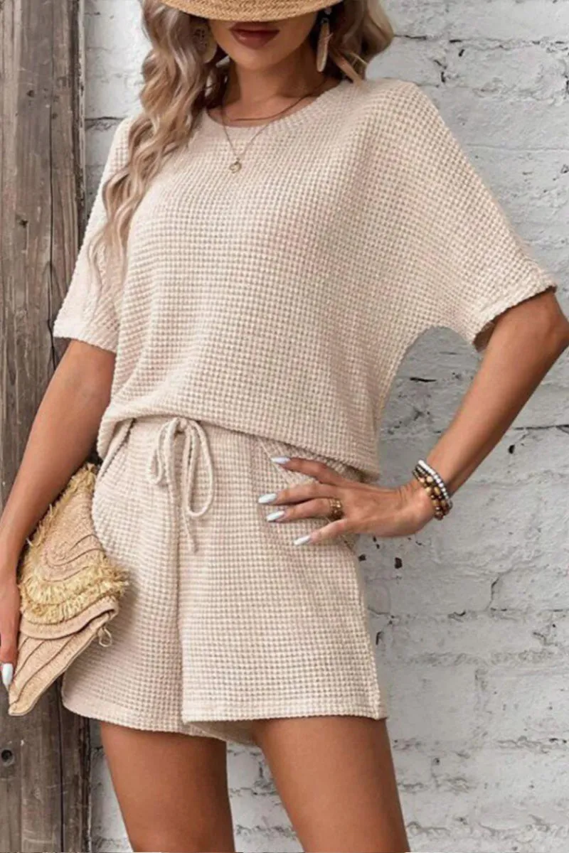HUP1190 Knit Crochet Top & Shorts Set