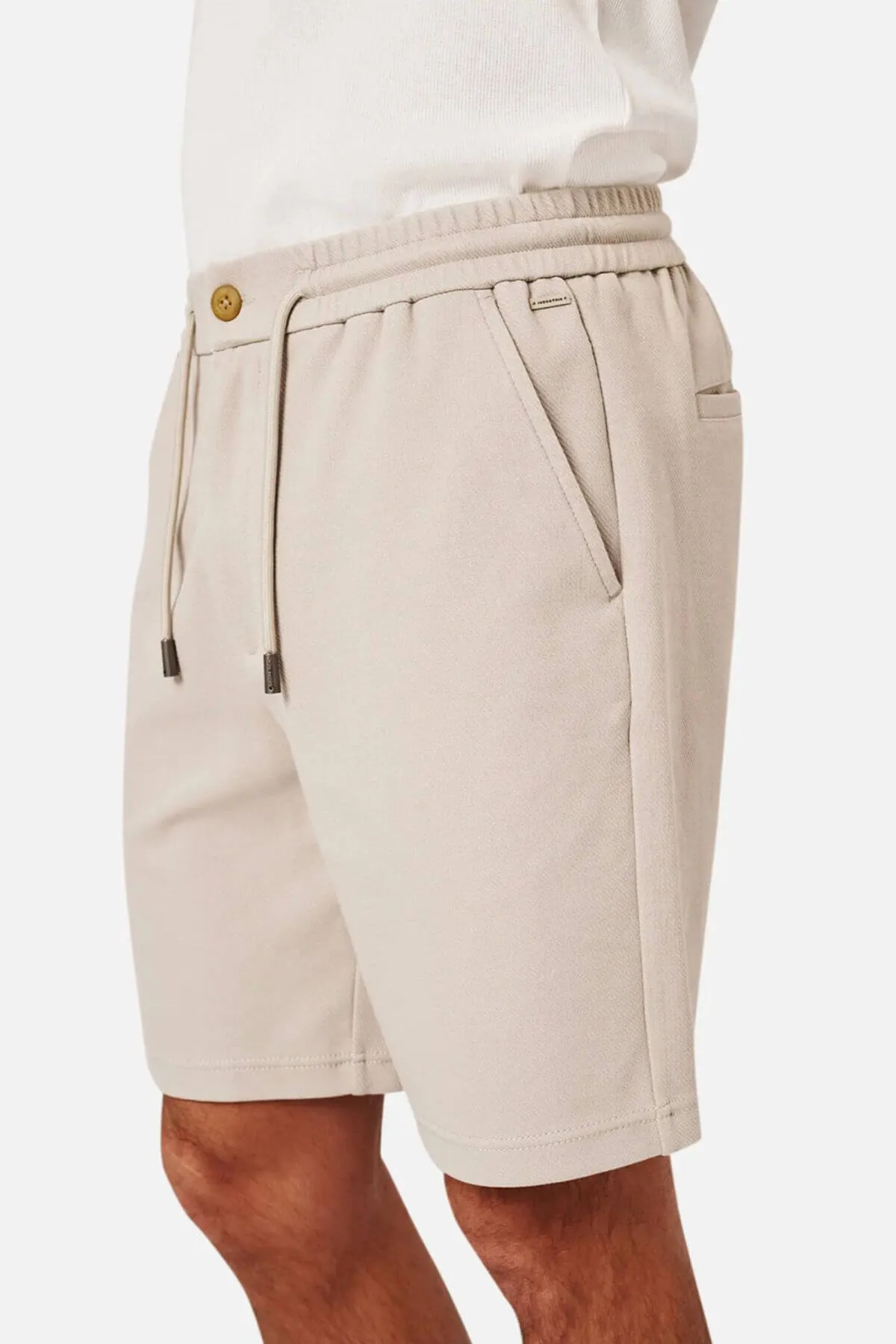 Industrie The Broadway Short