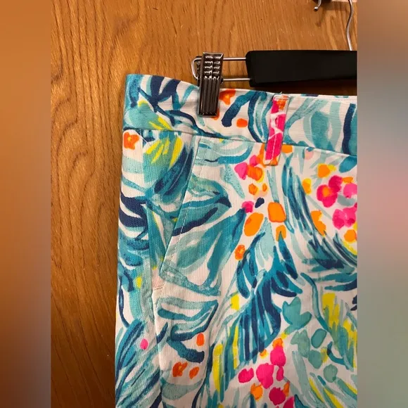 Lilly Pulitzer Callahan Tropical Print Shorts 10