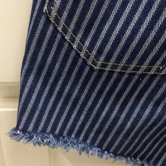 NEW Denim &amp; White Patterned High Waisted Shorts