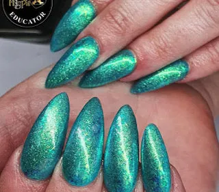 Nicolette Chrome Flakes