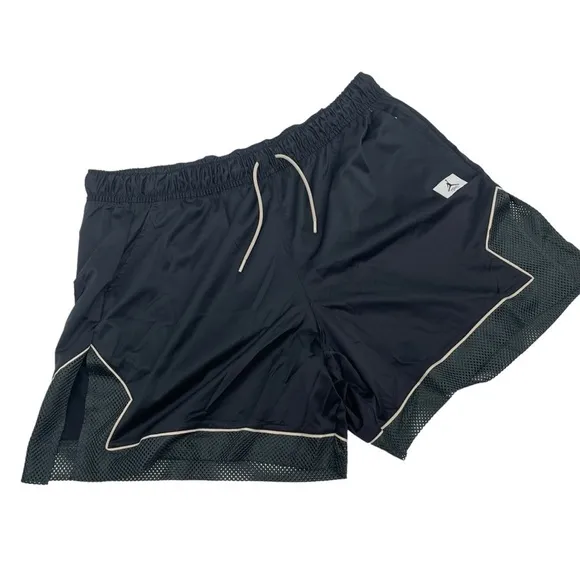 Nike Jordan Women’s Size 2X Black Diamond Loose Fit Athletic Shorts NWT
