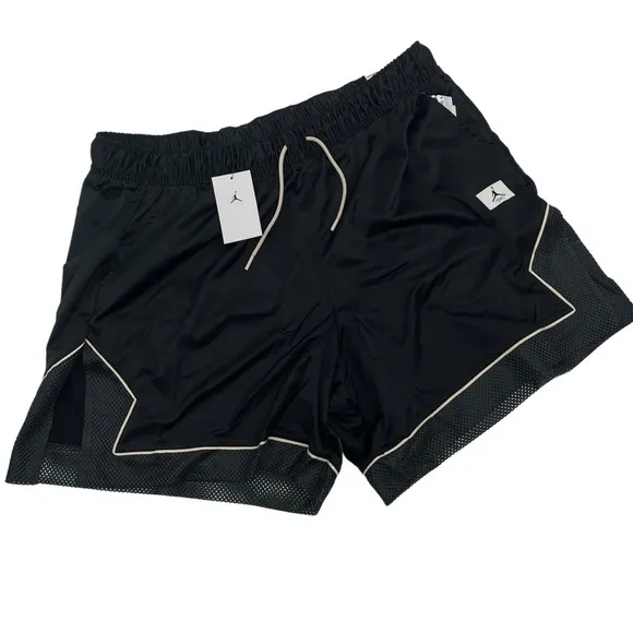Nike Jordan Women’s Size 2X Black Diamond Loose Fit Athletic Shorts NWT