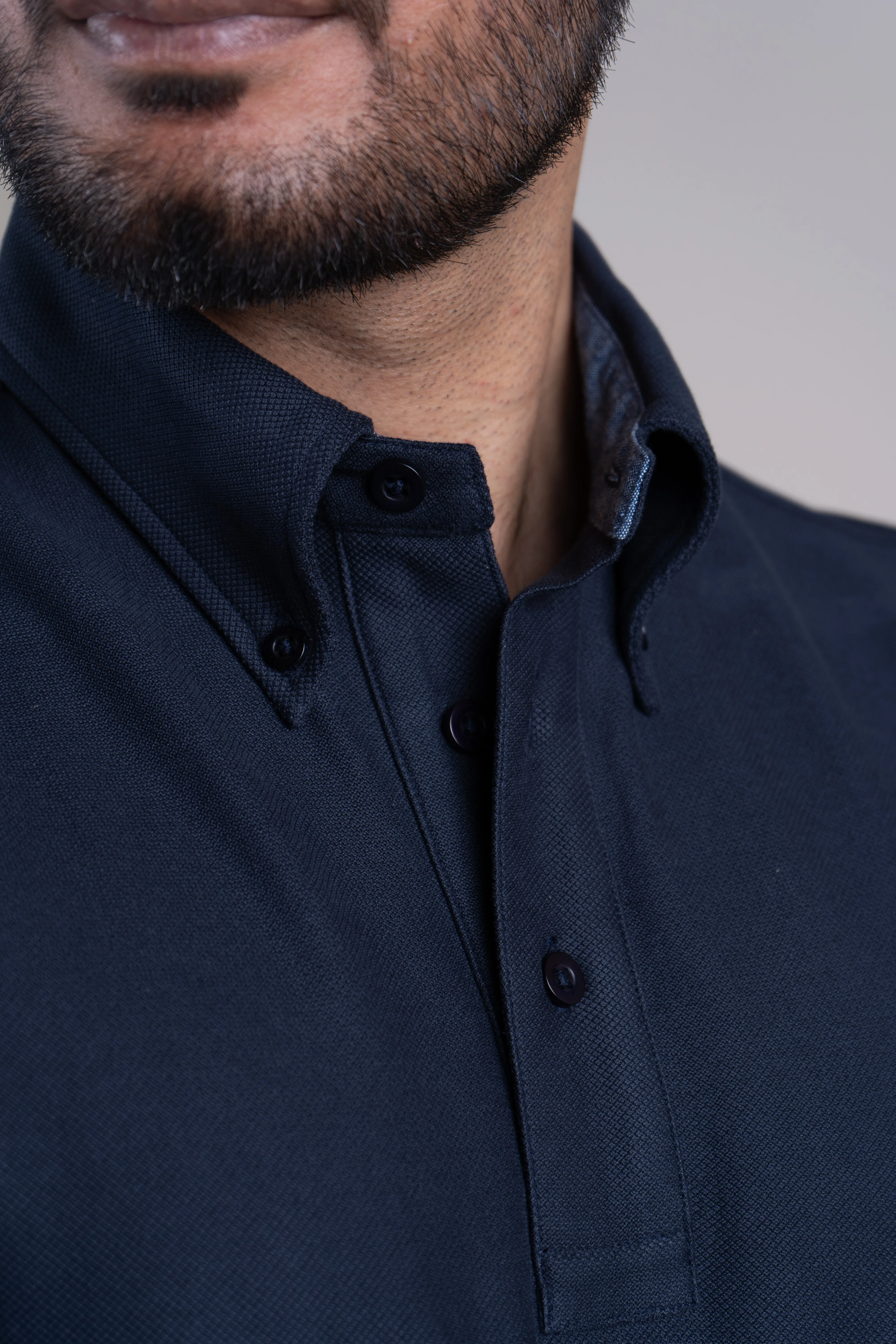 Oslo in Button Down Collar