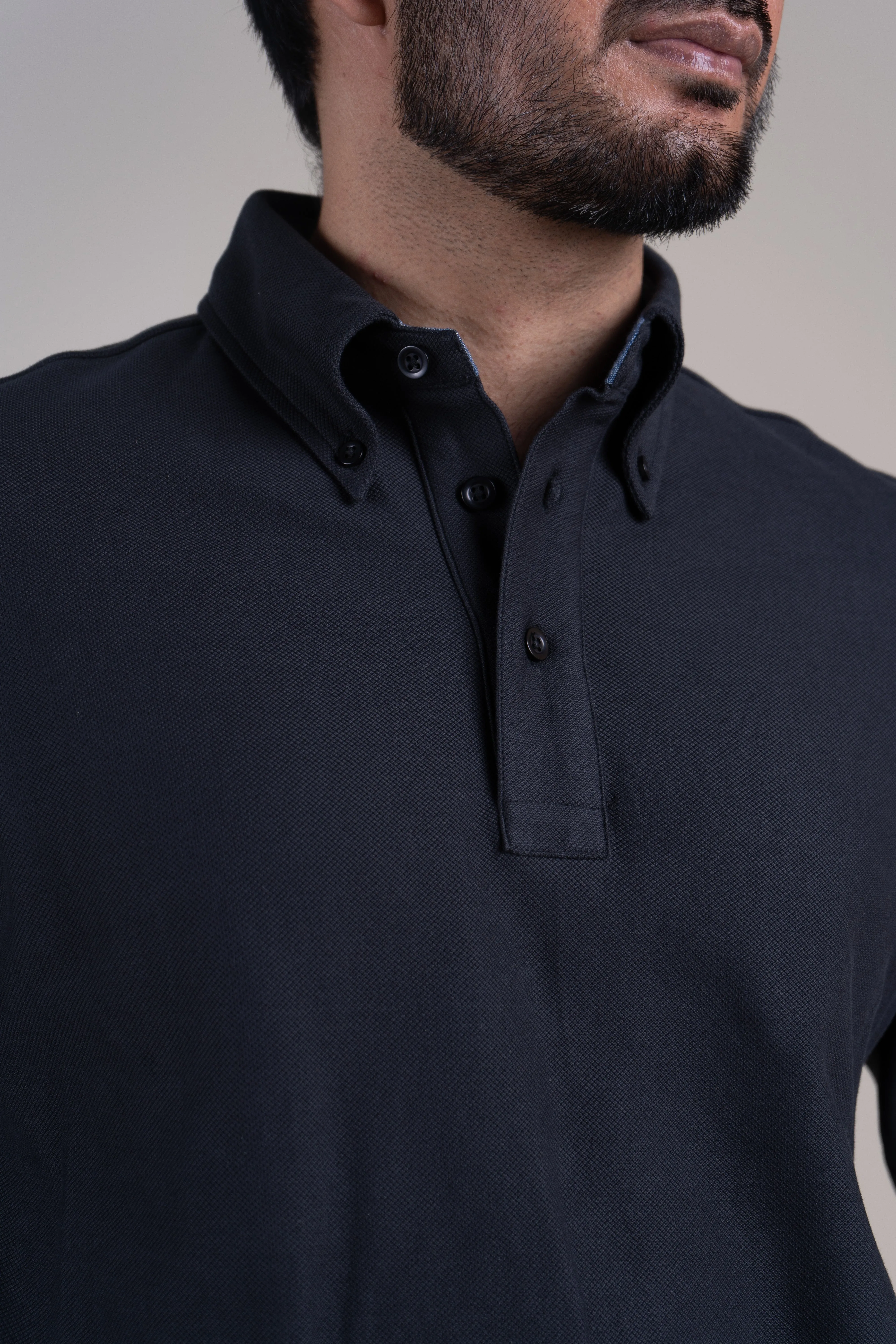 Oslo in Button Down Collar