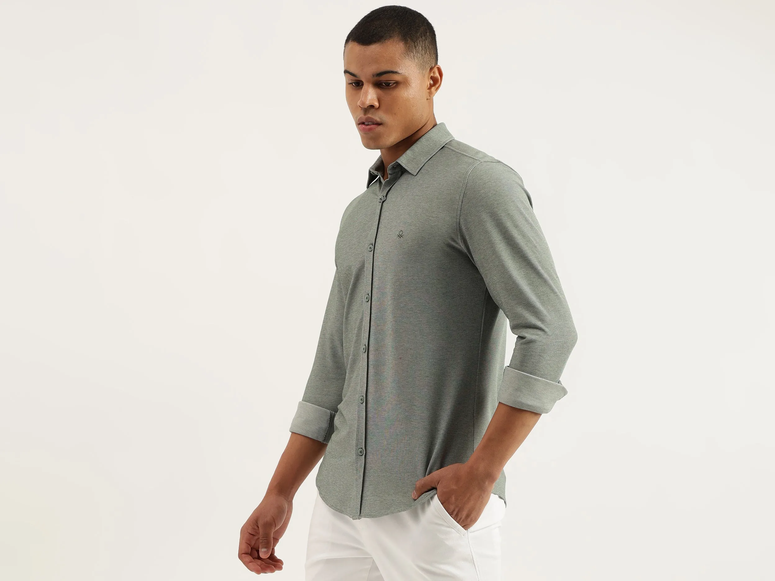 Regular Fit Spread Collar Solid Shirts