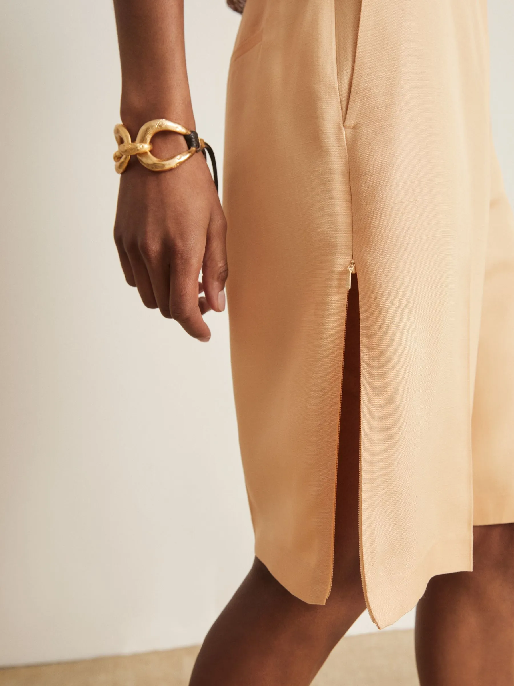 Reiss Atelier Side-Zip Tailored Shorts With Linen in Orange