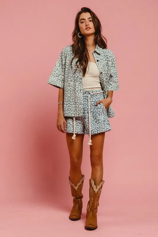 Rope Belt Leopard Shorts