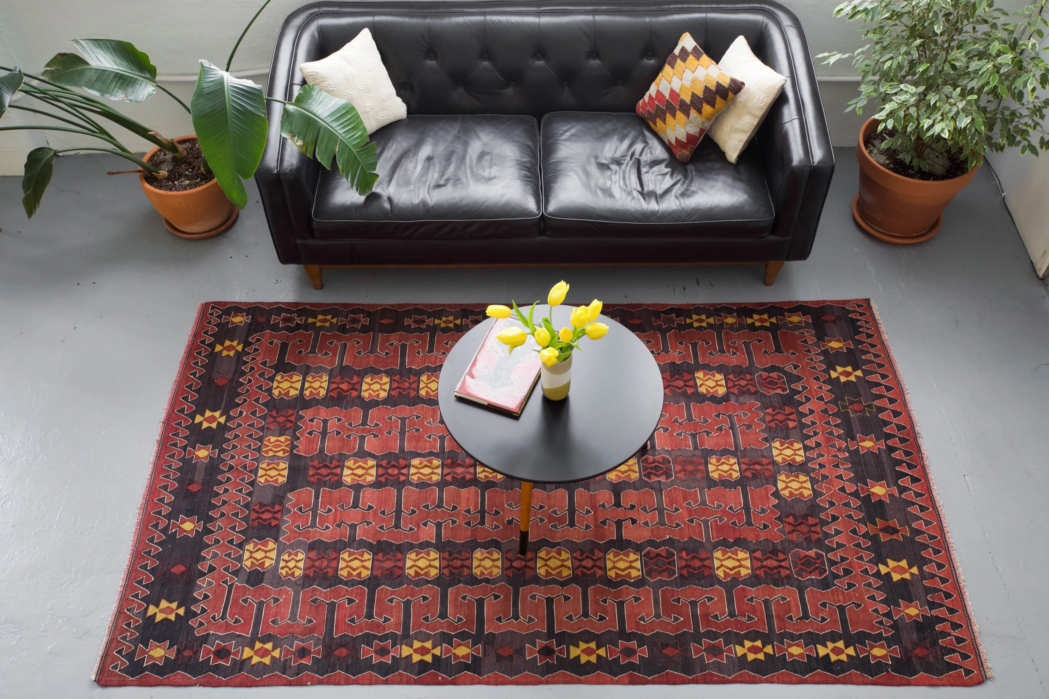 Semi-Antique Turkish Balikesir Yuncu Kilim Rug 5'2"x8'9"
