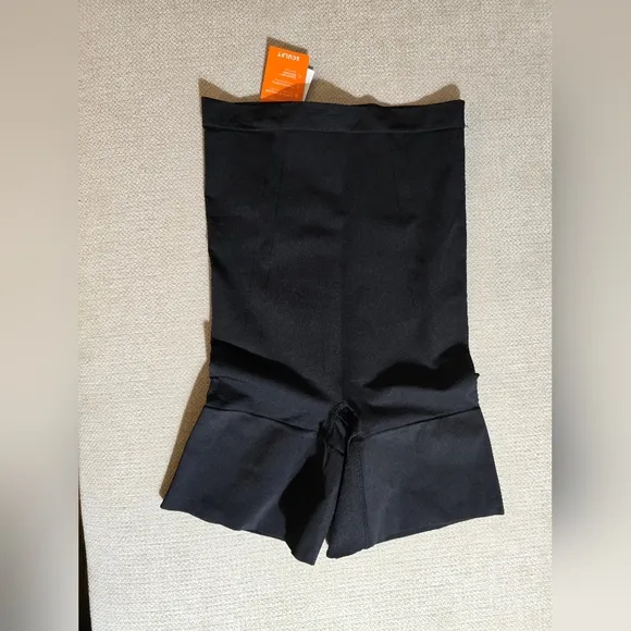 Spanx OnCore High-waisted Mid-thigh Black Women's Shapewear Shorts