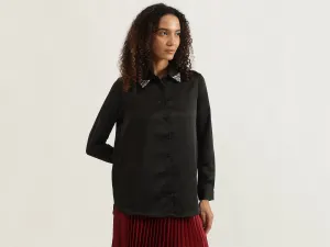 Spread Collar Solid Shirt