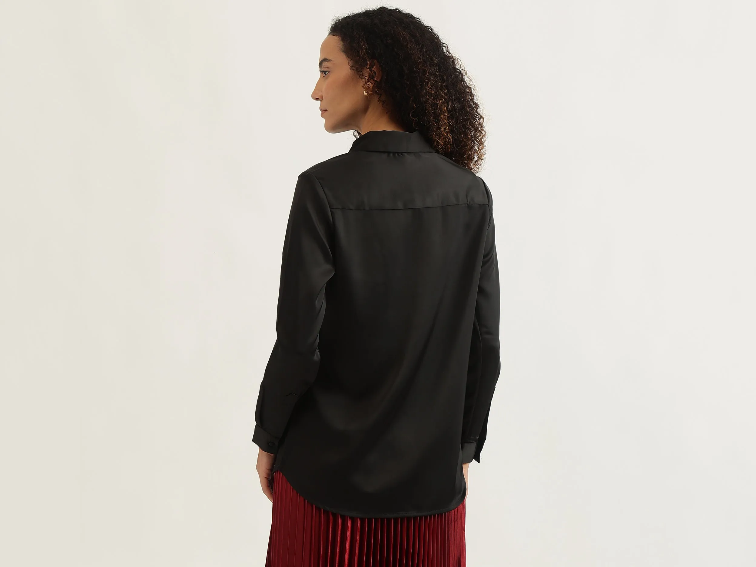 Spread Collar Solid Shirt