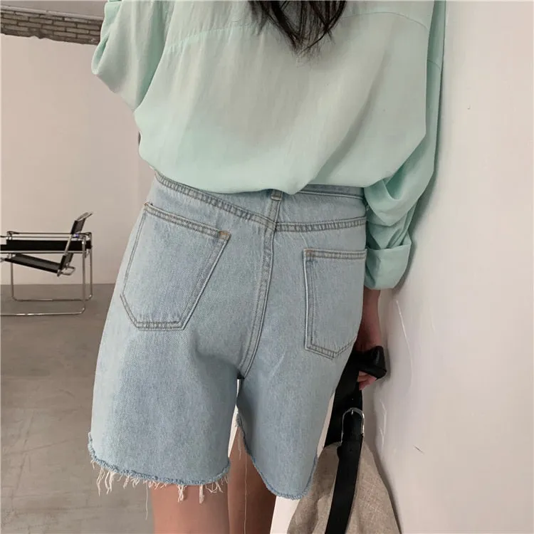 The Avenue Shorts
