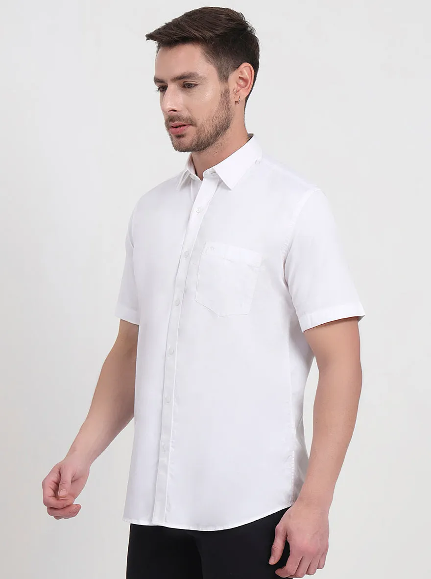 White Solid Smart Fit Semi Casual Shirt | JadeBlue