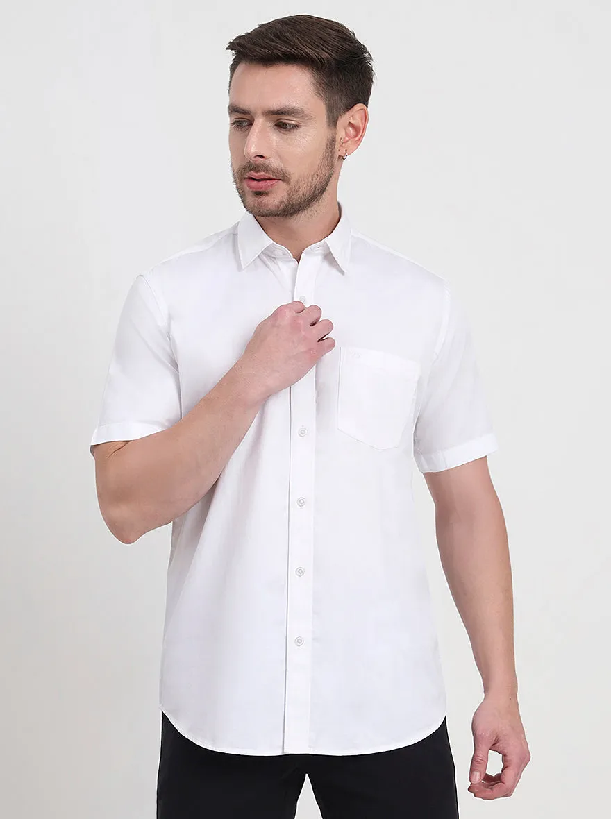 White Solid Smart Fit Semi Casual Shirt | JadeBlue